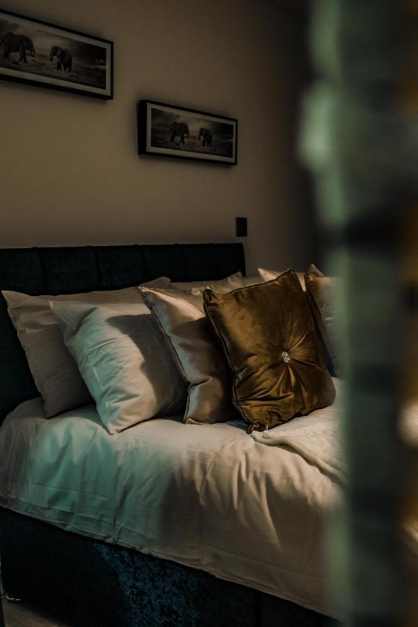 Bv Cosy Basement Apartment At Conditioning House Bradford  Luaran gambar