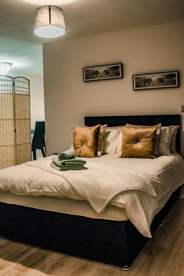 Bv Cosy Basement Apartment At Conditioning House Bradford  Luaran gambar