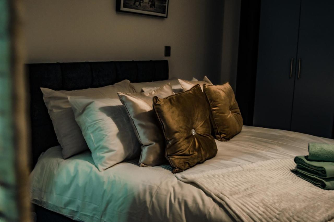 Bv Cosy Basement Apartment At Conditioning House Bradford  Luaran gambar